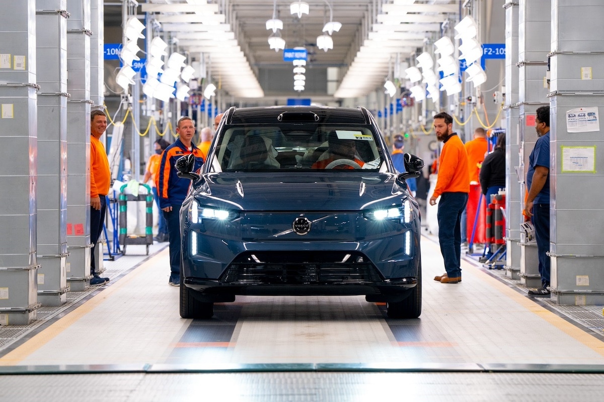 Volvo EX90 Charleston