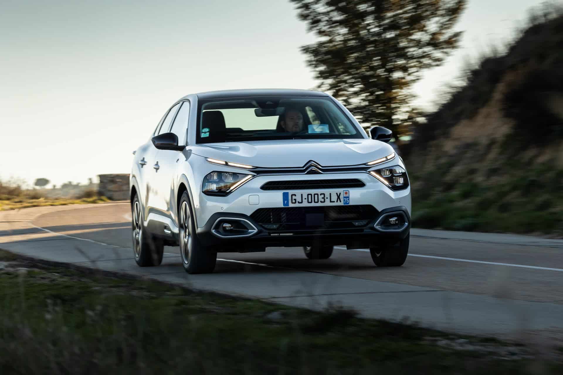 Citroën e-C4 X électrique essai 2023