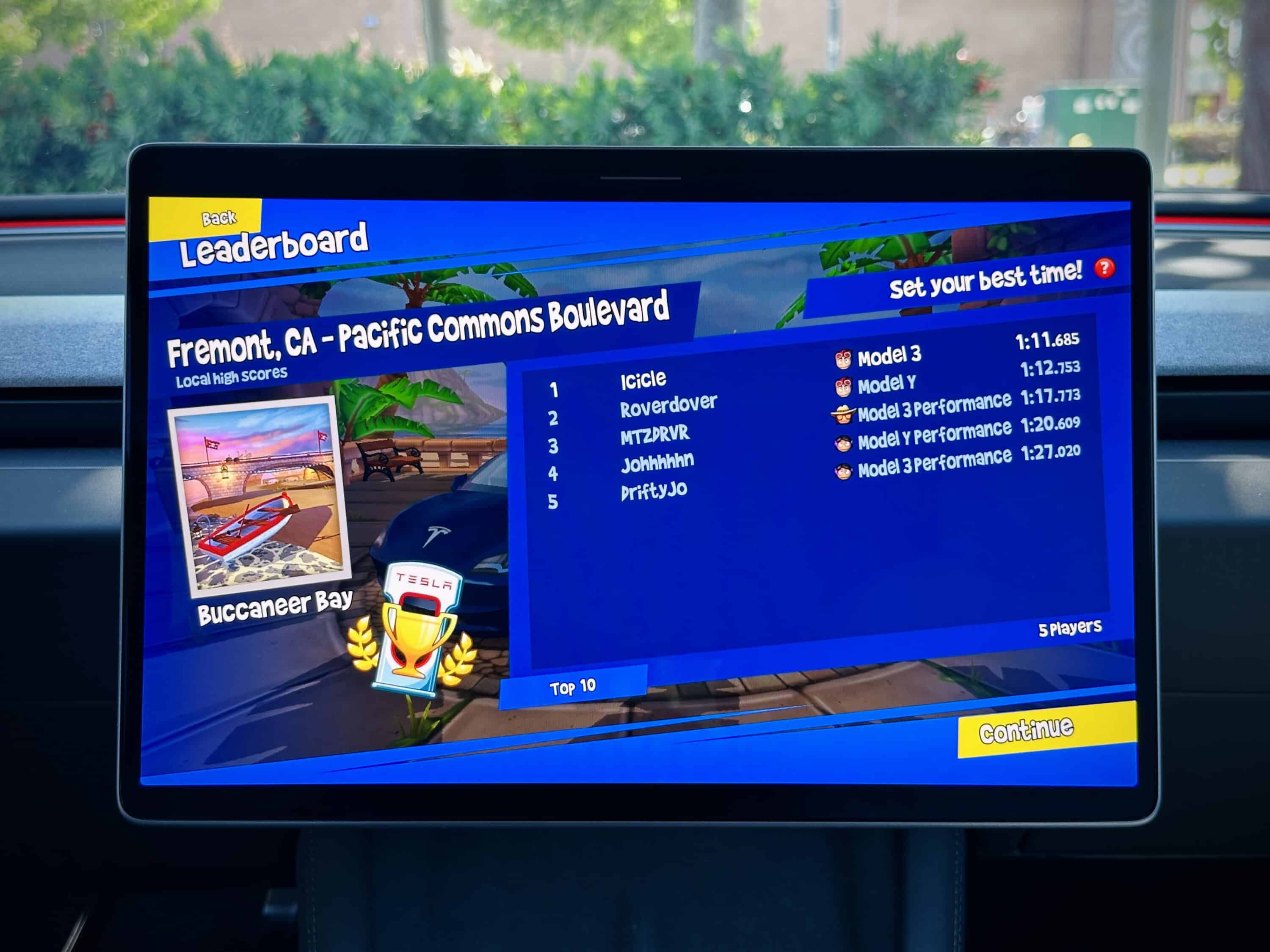 Mise à jour Tesla OTA