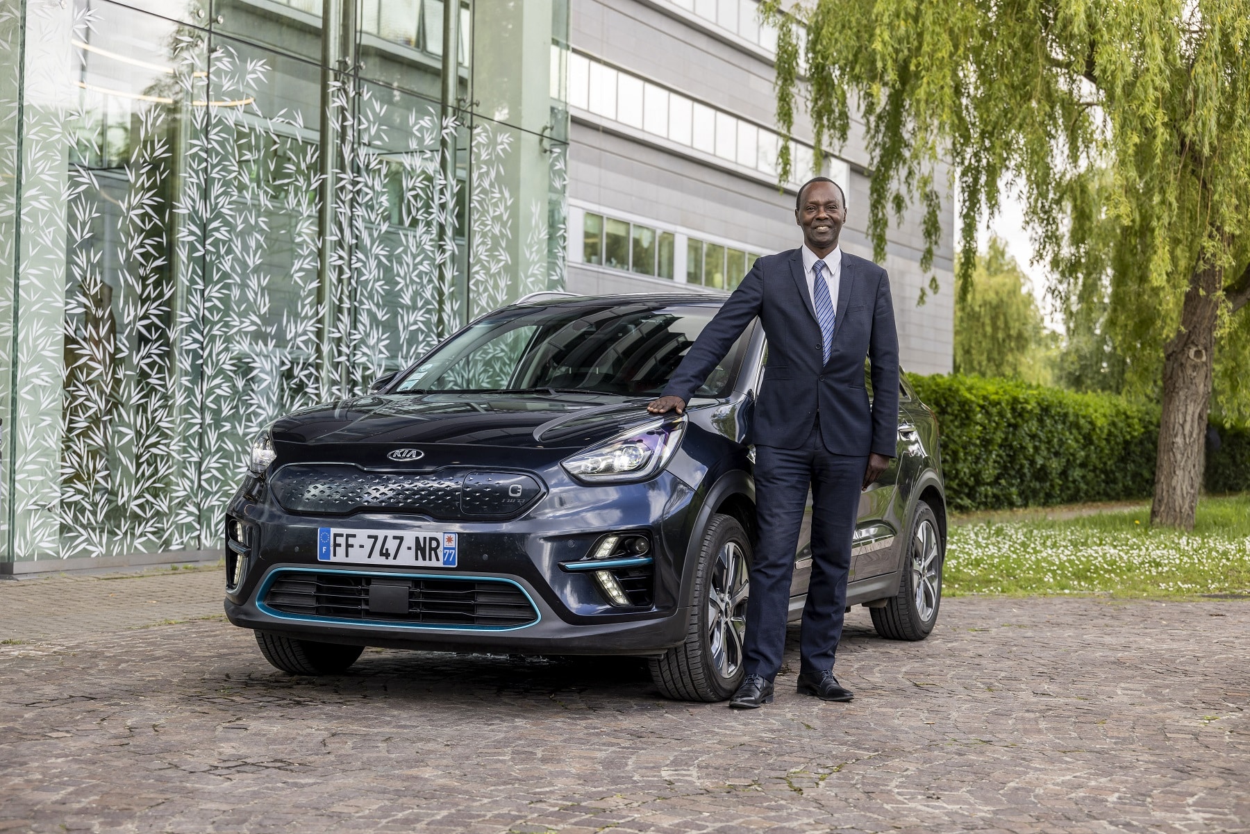 Monsieur Jean et sa Kia Niro