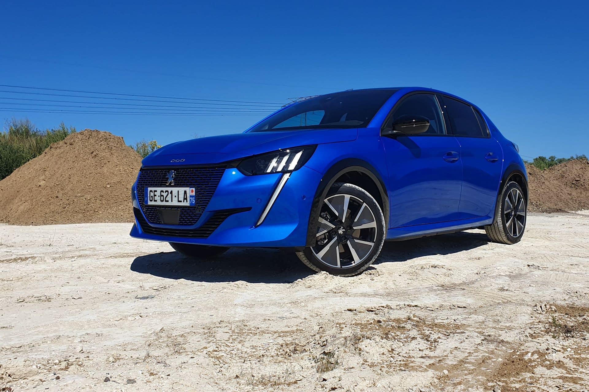 Peugeot e-208 électrique essai