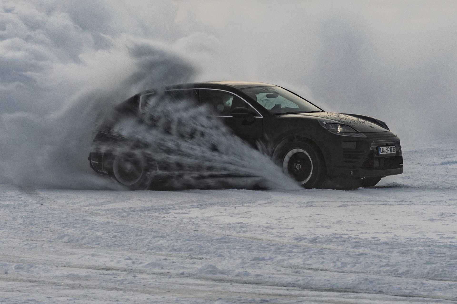 Porsche Macan électrique 2024