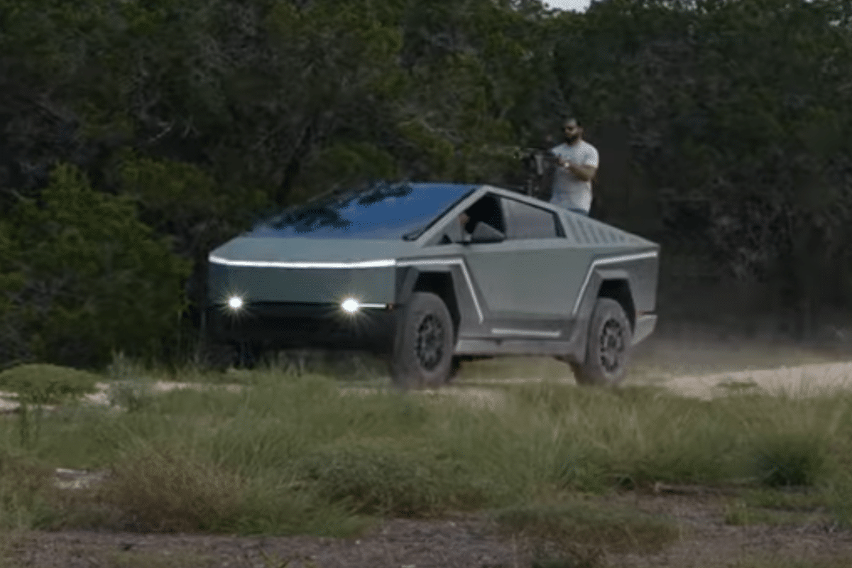 Tesla Cybertruck Heiligenschein